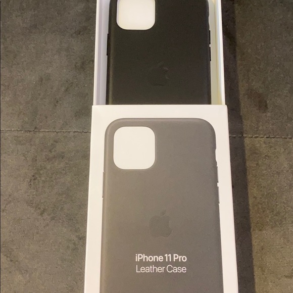 IPhone 11 Pro Leather Case - Picture 2 of 3